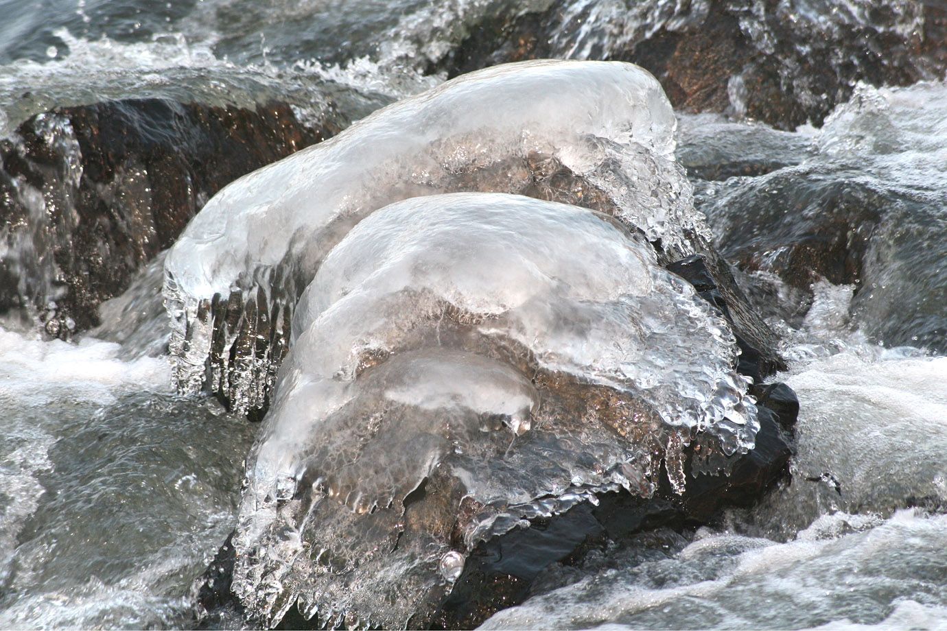 Iced stones – not outstanding but just beautiful Iced stones – not outstanding but just beautiful